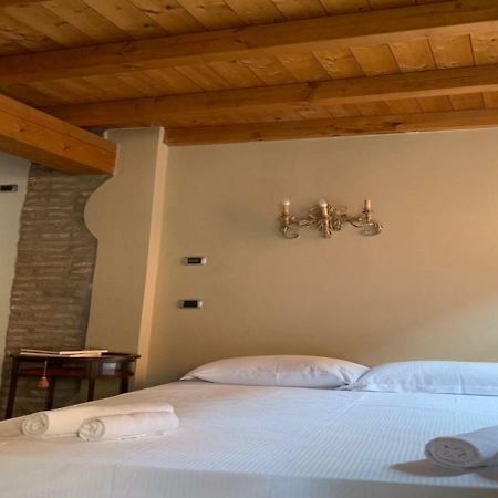 Whouse Suite Gold Towers Болоня Екстериор снимка