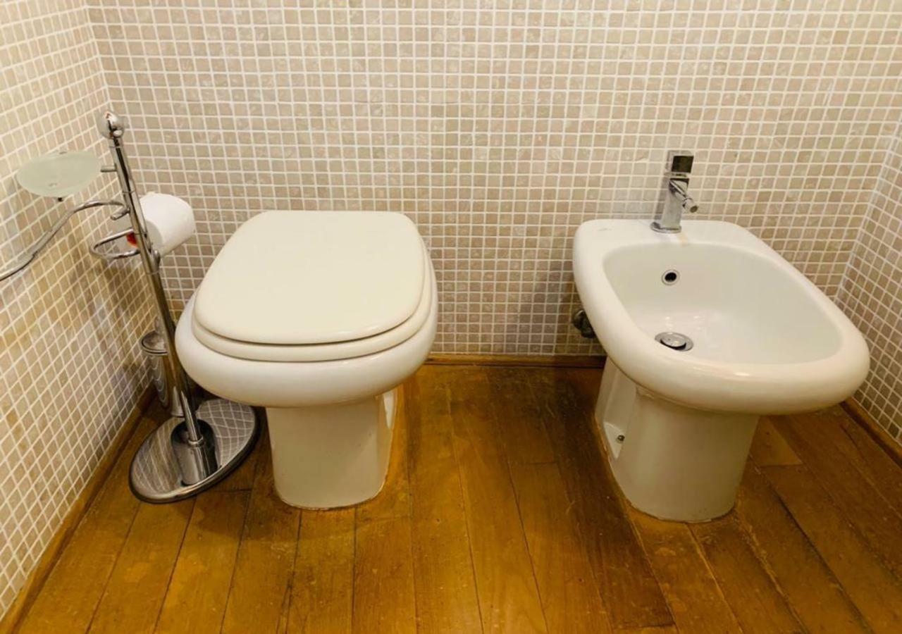 Whouse Suite Gold Towers Болоня Екстериор снимка