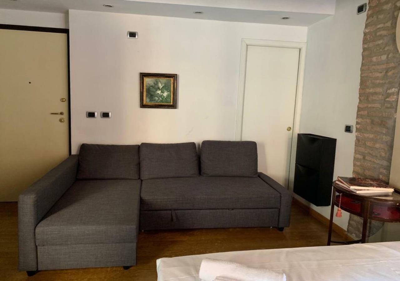 Whouse Suite Gold Towers Болоня Екстериор снимка