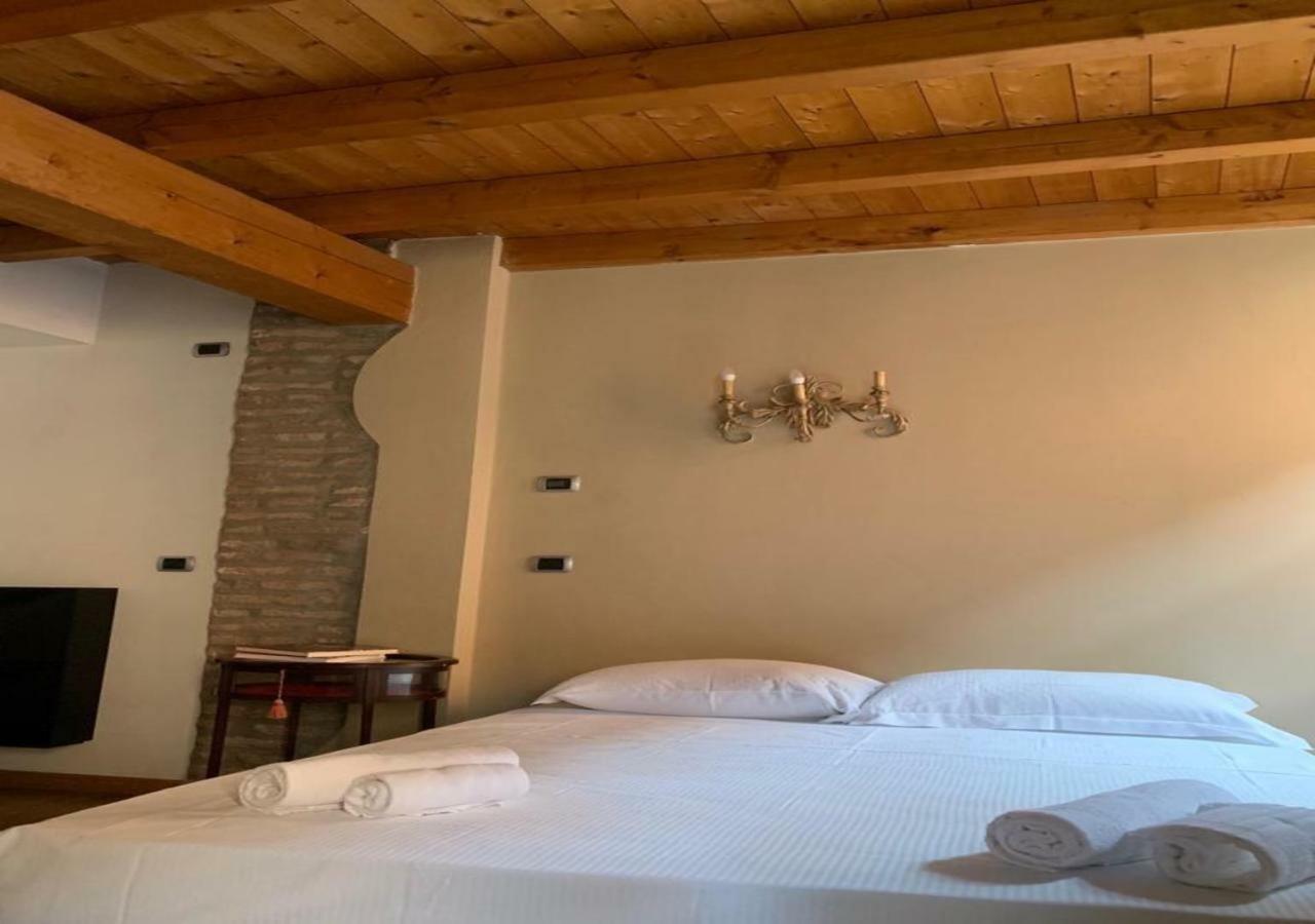 Whouse Suite Gold Towers Болоня Екстериор снимка